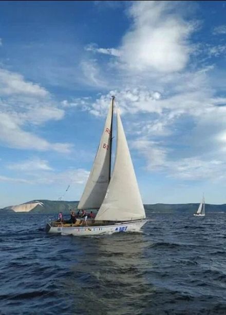 Экскурсия в Замок Гарибальди с прогулкой на яхтах на закате