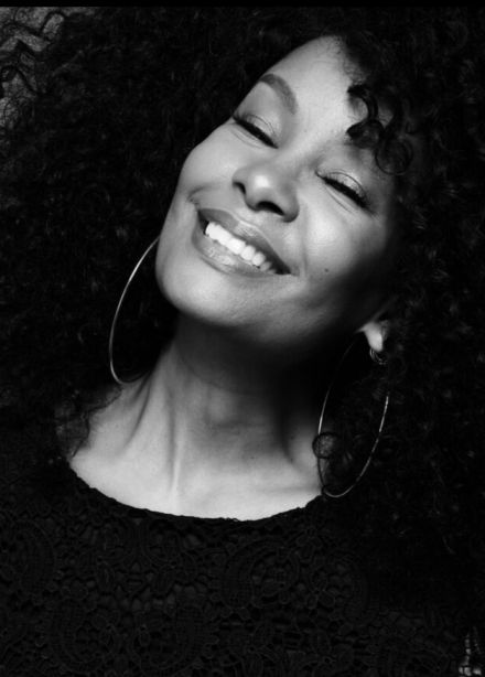 Вивиан Сессомс