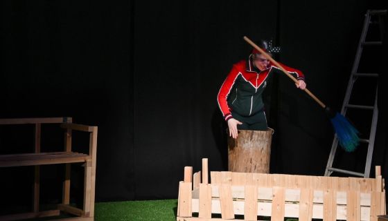 Спектакль «Бабушка напрокат»