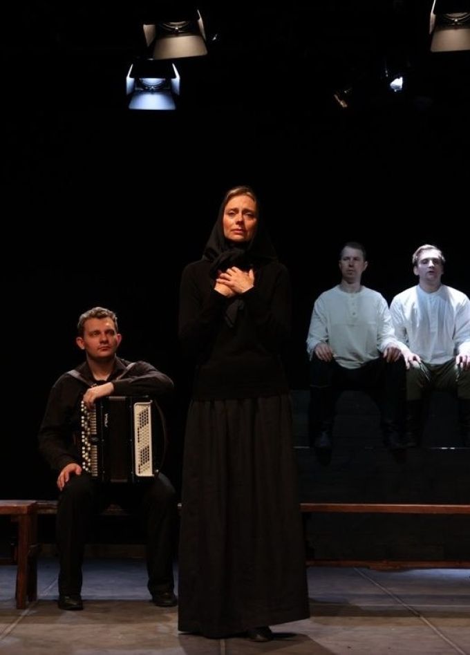 Спектакль «Мать солдата»