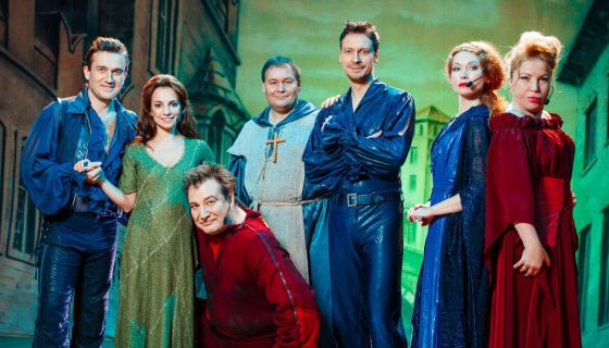 Мюзикл-шоу «Нотр-Дам де Пари» и «Ромео и Джульетта»