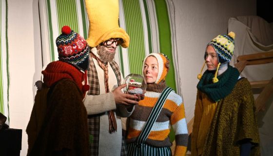 Спектакль «Проделки на рождество»