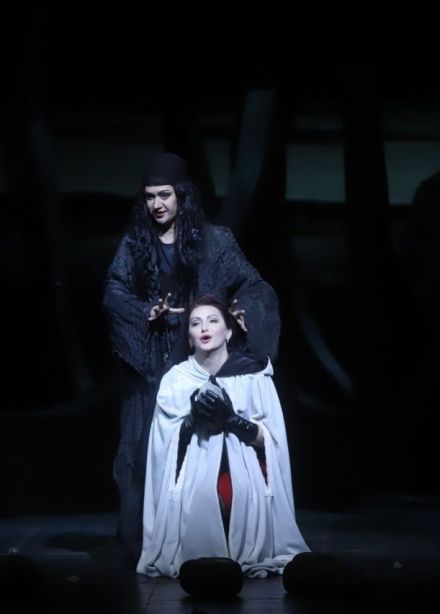 Опера «Бал-маскарад»