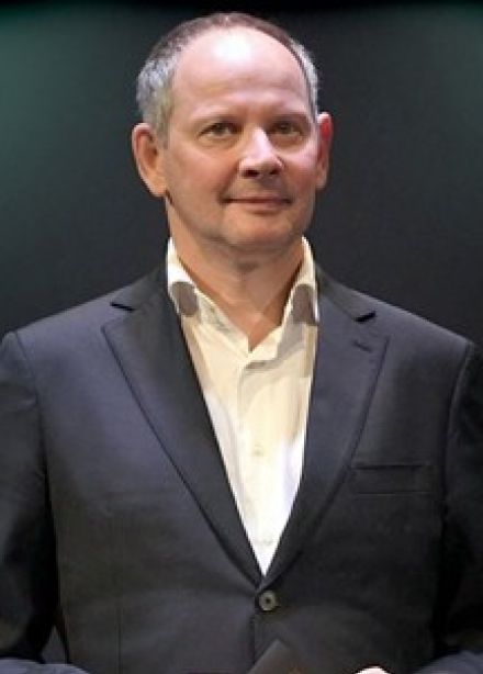 Даниил Спиваковский с оркестром. Сказки «Свинопас», «Огниво»